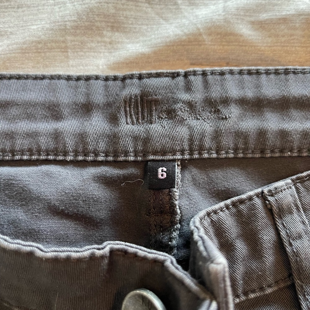 Kut from the Kloth Grey Skinny cargo pants
